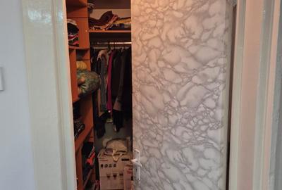 Apartament cu 2 camere decomandat în Nicolina