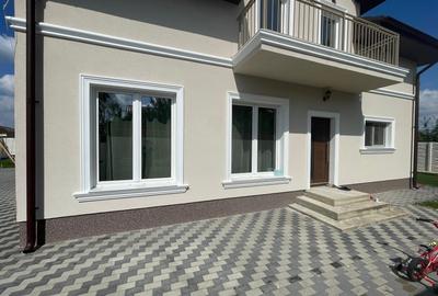 Casă individuală cu 5 camere cu Canalizare în Moșnița Veche - 1
