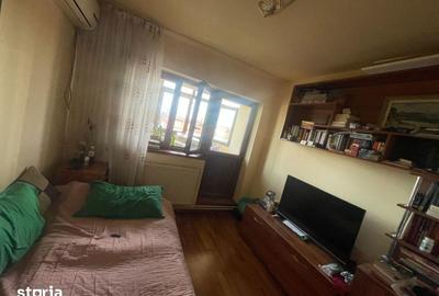 Apartament cu 4 camere decomandat în Central - 18