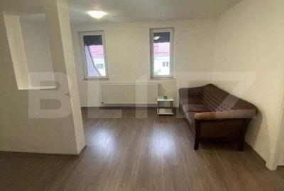Apartament cu 3 camere semidecomandat în Central - 2