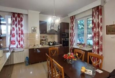 Casă cu 7 camere cu Teren 3800 Mp în Albert - 6