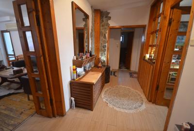 Apartament 3 camere - Decebal - Calea Calarasilor - centrala proprie - 11