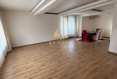 Casă cu 4 camere cu Teren 450 Mp în Central - 1