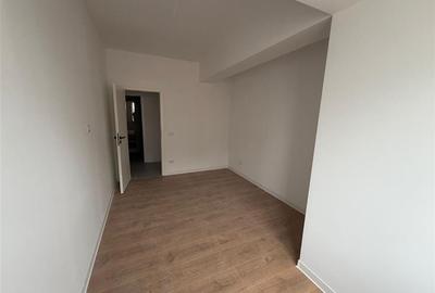 Apartament cu 3 camere decomandat în Nord - 10