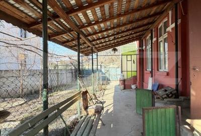 Casă individuală cu 3 camere cu Canalizare în Central - 12