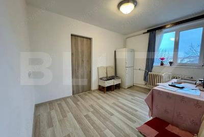 Apartament cu 2 camere - zona Rogerius - 1