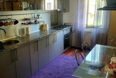 Apartament cu 3 camere decomandat în Nord - 2