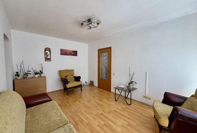OPORTUNITATE - 3 camere, 68 mp, et 6 - Piata Iancului