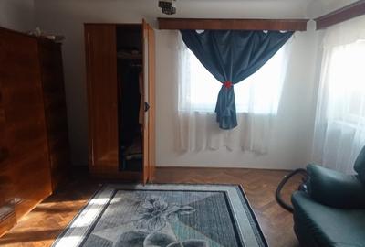 Casă cu 3 camere cu Teren 400 Mp în Olteni - 4