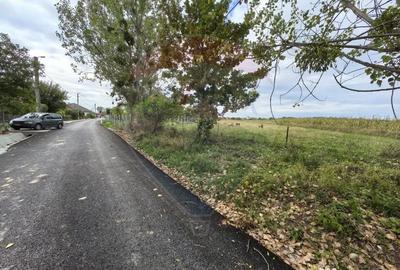 Teren de 3685 mp, în Central - 2