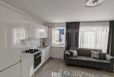Apartament cu 3 camere decomandat, mobilat în Tractorul - 3