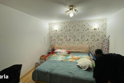 Casă cu 8 camere cu Canalizare în Giulești