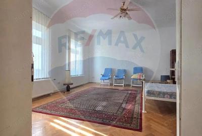 Casă cu 4 camere cu Teren 332 Mp în Ultracentral - 3