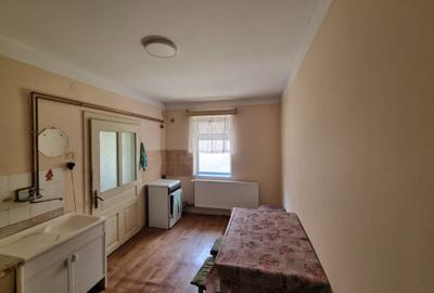 Casa 3 camere libera la vanzare TARLUNGENI - 7