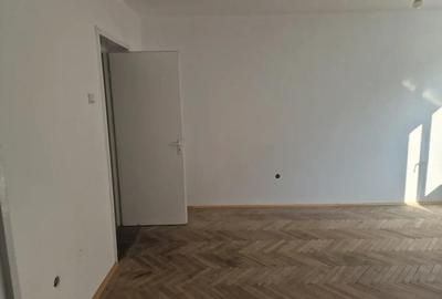 Apartament cu 2 camere semidecomandat în Central - 8