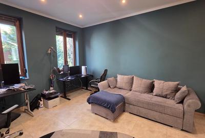 Apartament cu 3 camere decomandat, mobilat în Central - 8