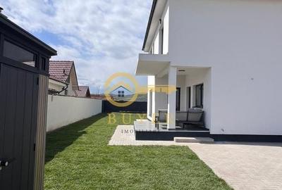 Casă cu 4 camere cu Teren 571 Mp în Cristian - 1