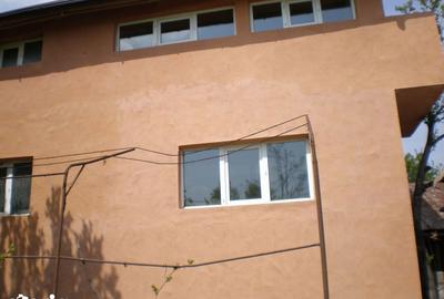 Casă cu 5 camere decomandat cu Teren 1250 Mp în Central - 10