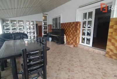 Casa individuala 6 camere, Sanmihaiu Roman - Garaj, anexe, panouri fotovoltaice - 2