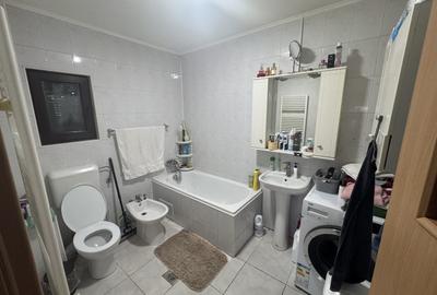 Casă cu 5 camere cu Teren 1192 Mp în Giulești - 8