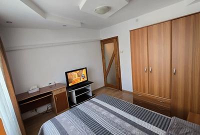 Apartament cu 2 camere decomandat, mobilat în E3 - 11