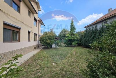Vila cu 5 camere de vanzare Mangalia/zona Central - 14
