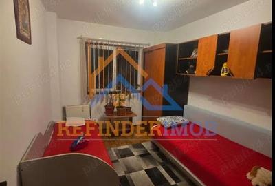 Apartament cu 4 camere decomandat, mobilat în Rahova - 1