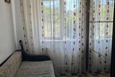 Apartament cu 3 camere semidecomandat, mobilat în Păcurari - 3
