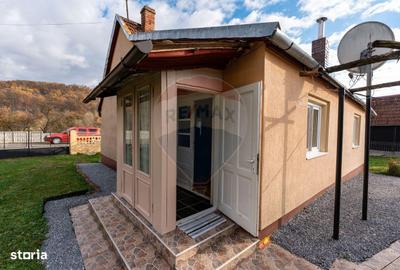 Casă cu 4 camere cu Teren 3409 Mp în Șoimuș - 5