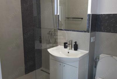 Apartament cu 2 camere semidecomandat în Florești