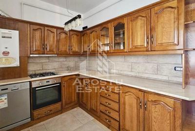 Apartament cu 3 camere decomandat, mobilat în UTA - 4