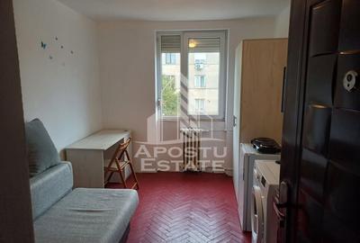 Garsonieră nedecomandată, mobilată în Take Ionescu