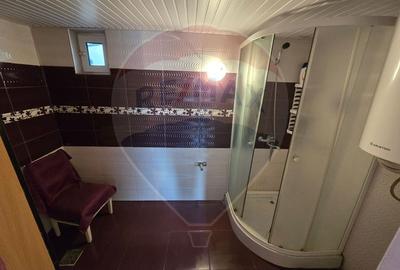 Casă cu 5 camere cu Teren 1300 Mp în Tatomirești - 8