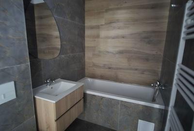 Apartament cu 3 camere în Central - 2