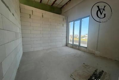 Apartament cu 4 camere semidecomandat în Mamaia - 2