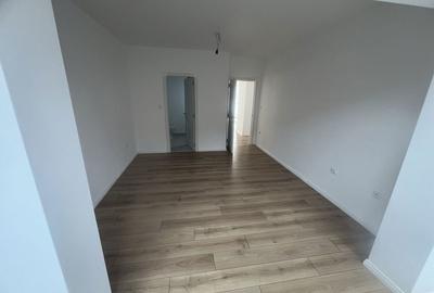 Apartament cu 3 camere în Unirea - 1