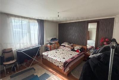 Casă cu 3 camere cu Teren 321 Mp în Glina - 1