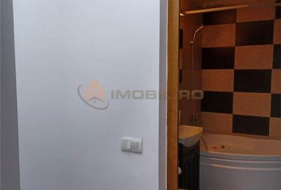 Apartament cu 4 camere decomandat, mobilat în Alexandru cel Bun - 15