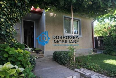 Casă individuală cu 3 camere în Central