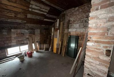 Casă cu 7 camere cu Teren 278 Mp în Cetate - 14