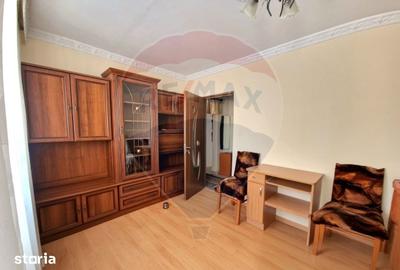 Apartament cu 3 camere decomandat în Republicii - 9