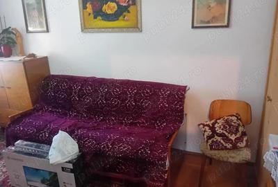 Apartament cu 3 camere decomandat în Mărăței