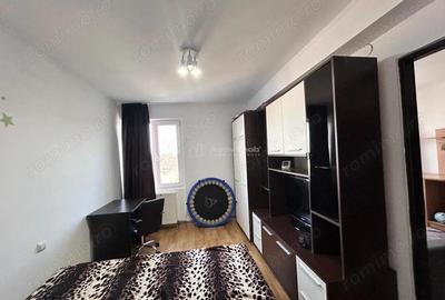 Resita, apt.2 cam,cf.1,semidec. Moroasa - 3