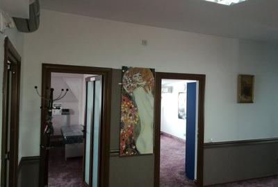 MOSILOR - int. Traian  vila 400 mp pretabila clinica, birouri - 3