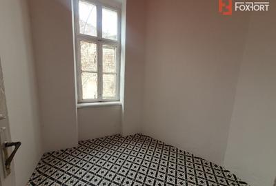 COMISION 0% Apartament cu 4 camere decomandat, la curte comuna - zona Fabric - 19