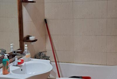 Inchiriere apartament 3 camere, Bld Decebal - 4