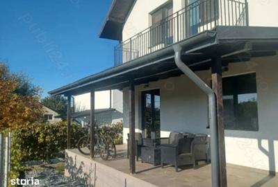Casă cu 4 camere cu Teren 365 Mp în Miroslava - 1