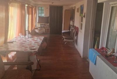 Casă cu 4 camere cu Teren 1170 Mp în Central - 4
