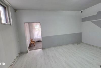 Spațiu comercial, de 80 mp, în Florilor - 10