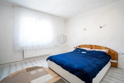 Casa singur in curte cu acces auto si teren 825 mp in zona Dealuri Casa singur in curte cu acces auto si teren 825 mp in zona Dealuri - 1